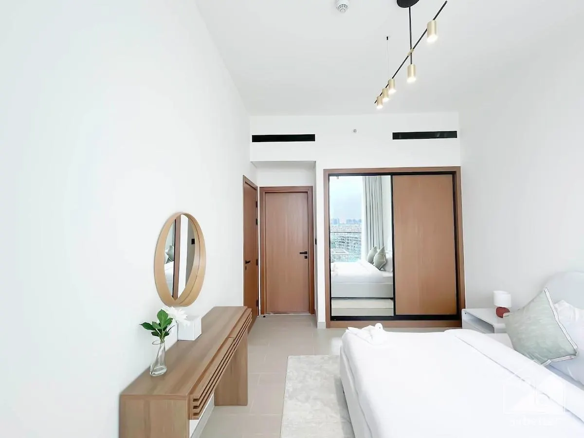 Apartment Luxury & Comfort At Binghatti Amber With Balcony Dubai
