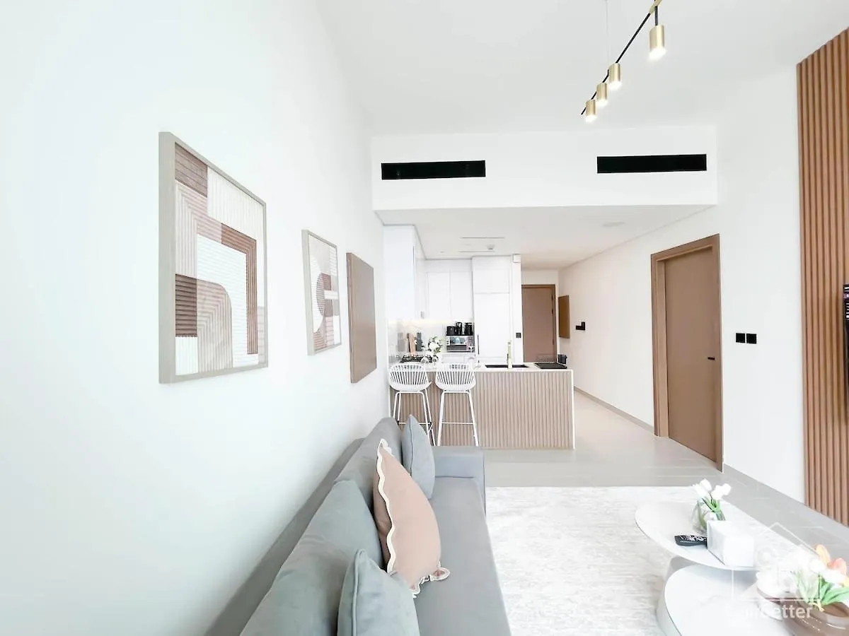 Apartment Luxury & Comfort At Binghatti Amber With Balcony Dubai