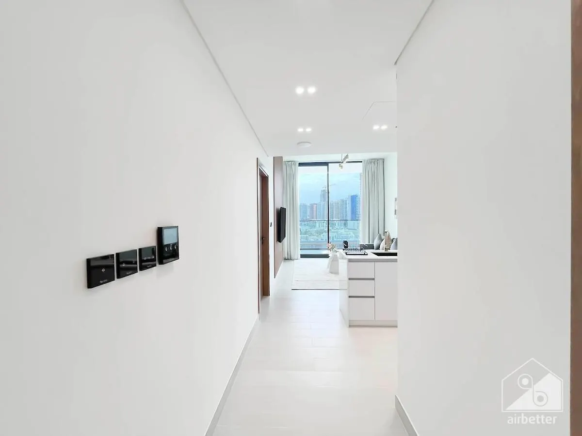 Apartment Luxury & Comfort At Binghatti Amber With Balcony Dubai