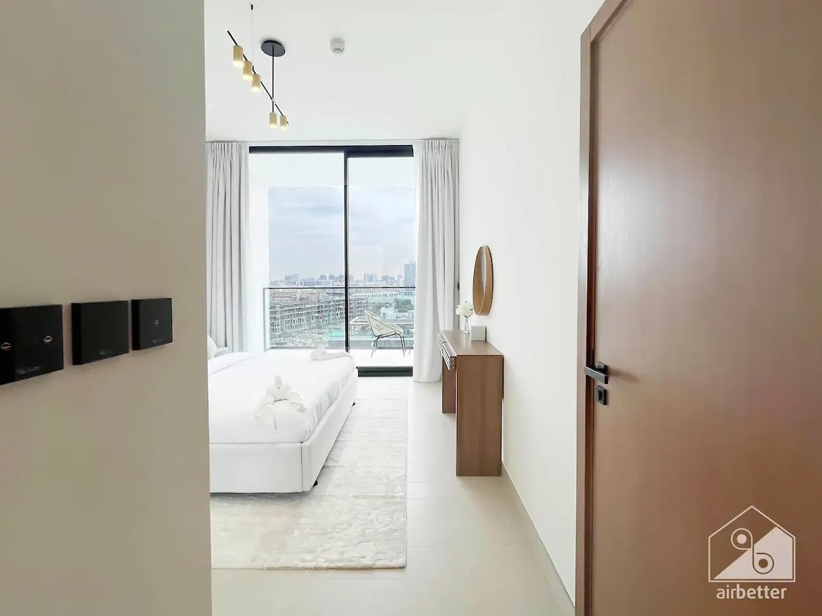 Luxury & Comfort At Binghatti Amber With Balcony Dubai 0*,